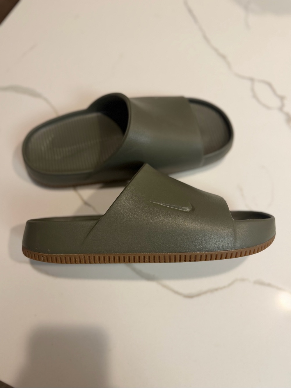 LIKE NEW Nike Calm Slides | Mens 11 sandal slip on